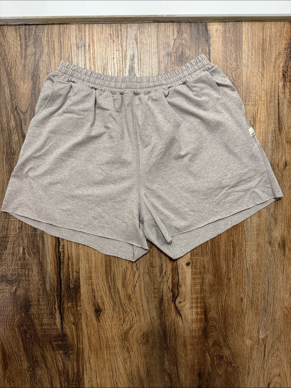 Vuori Women’s Halo 1.0 Knit Heather Taupe Elastic-Waist Athletic Casual Shorts